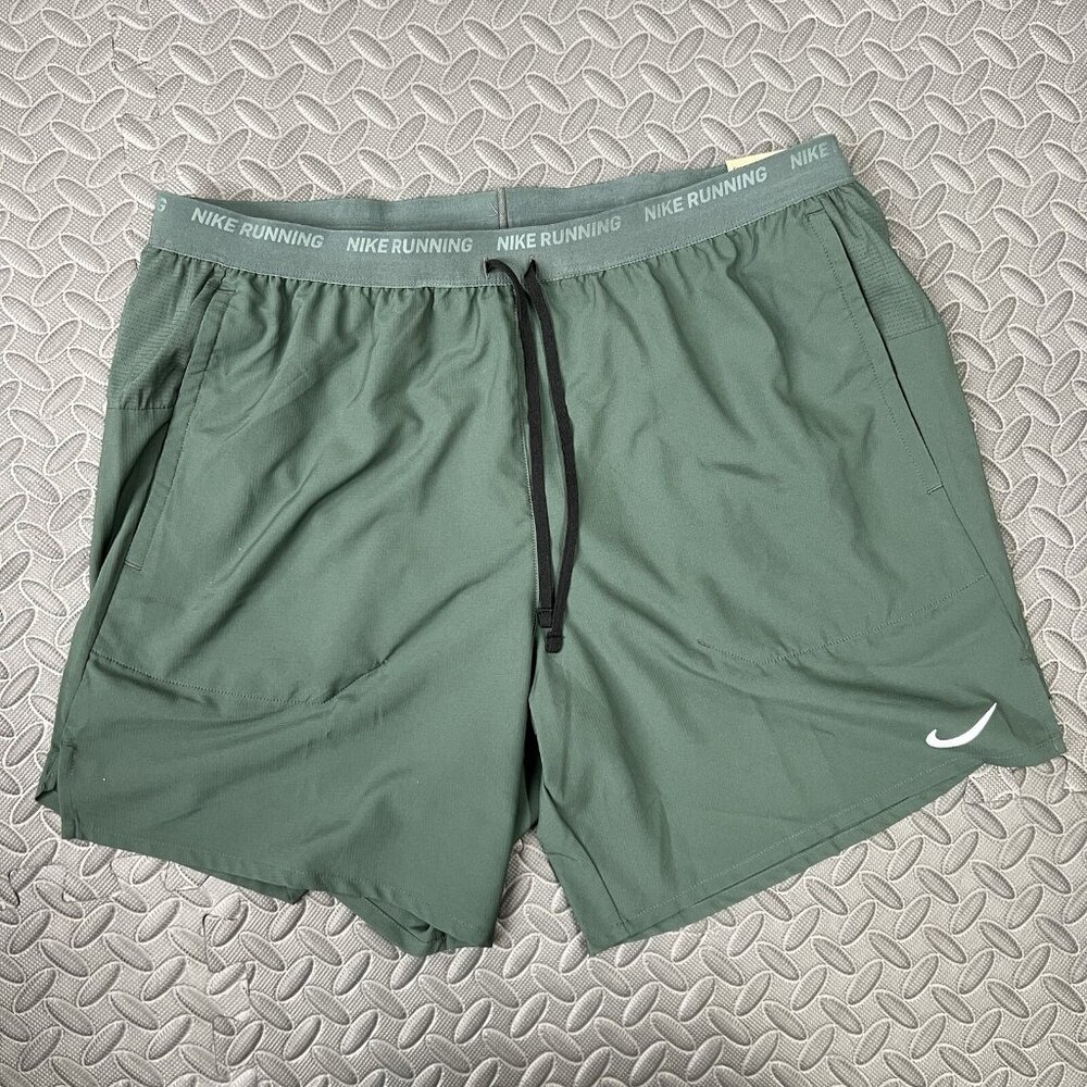 Nike Stride Running Shorts Sz 2XL Mens 7" in Green Dri Fit Brief Lined $55